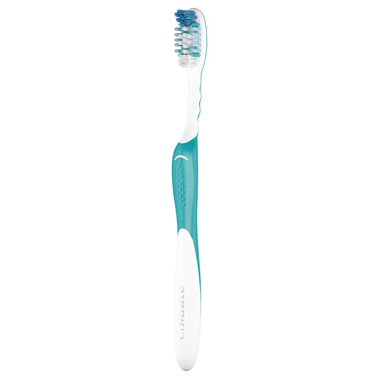 Colgate Advanced White Medium Toothbrush — image 2