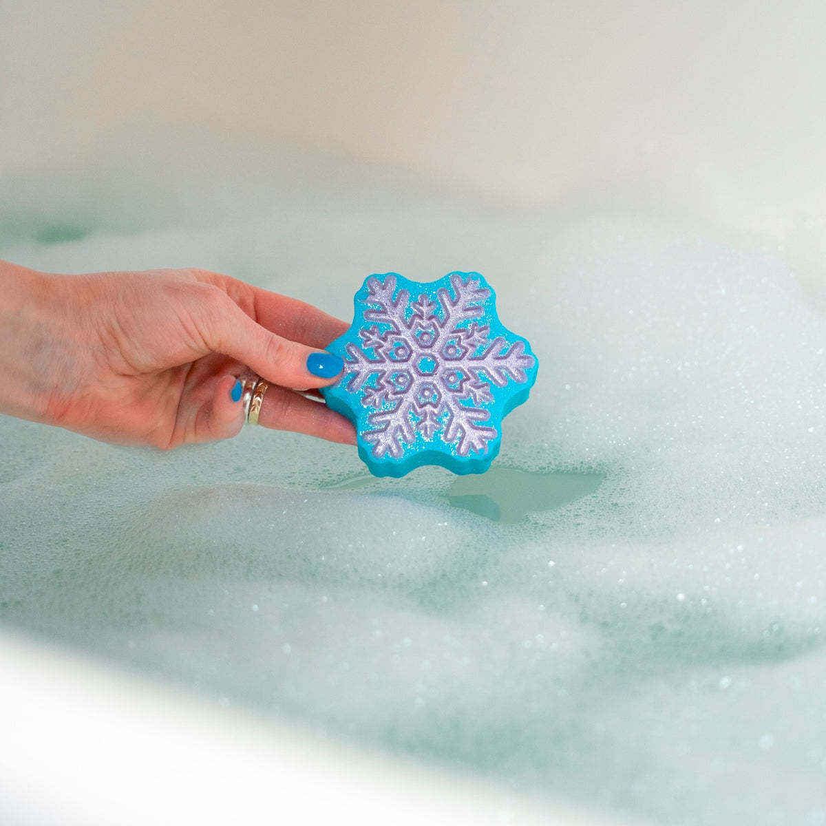 Disney Frozen Frosty Wishes bath fizzer 150g — image 3