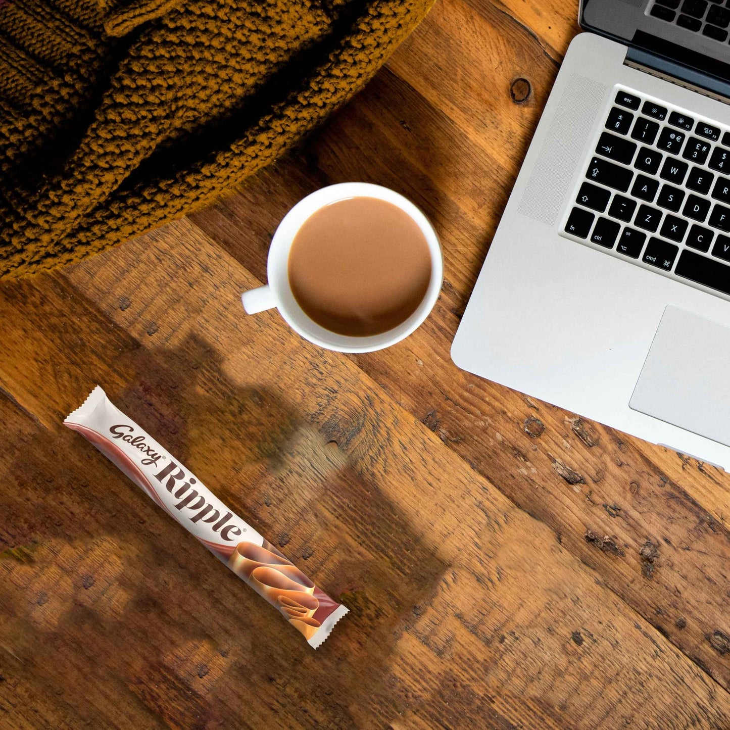 GALAXY Ripple Milk Chocolate Bar 7 X 30g 7x30g pack shot