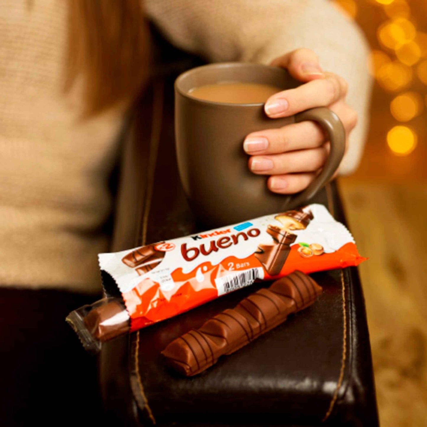 KINDER Bueno Milk & Hazelnut Chocolate Bars Multipack 3 X 43g gallery