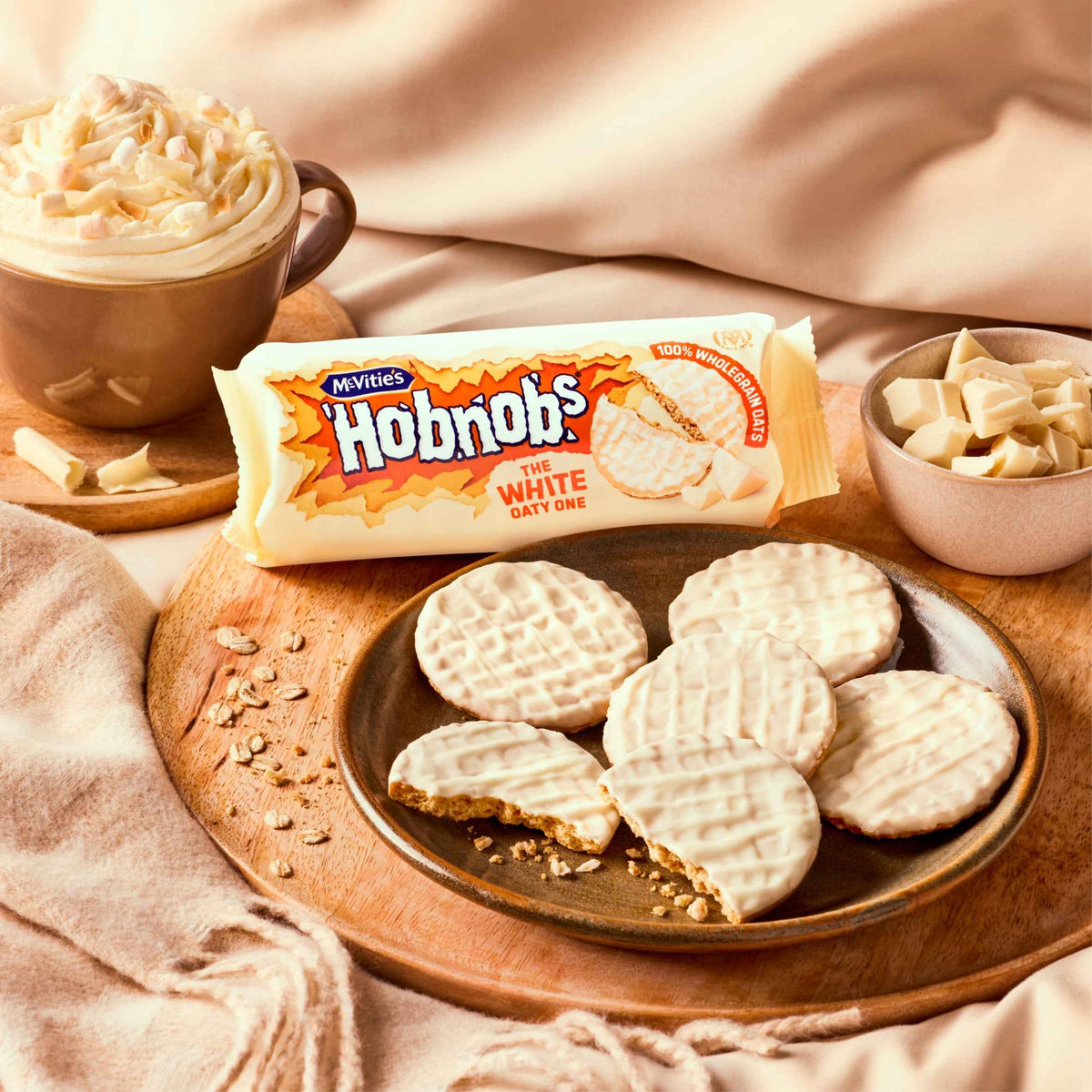 McVitie's Hobnobs The White Oaty One 232g 232g pack shot