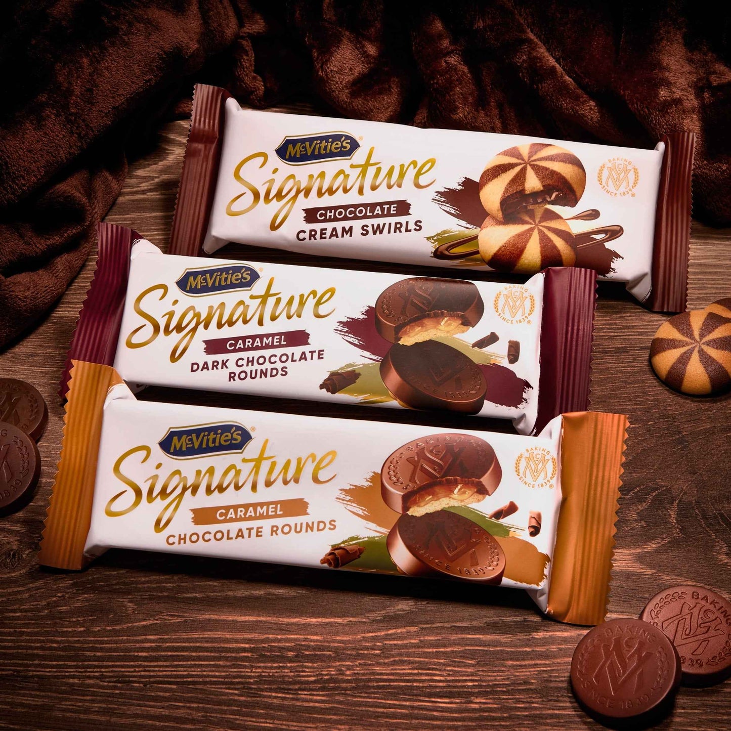 McVitie's Signature Dark Chocolate Rounds Biscuits 109g extra photo