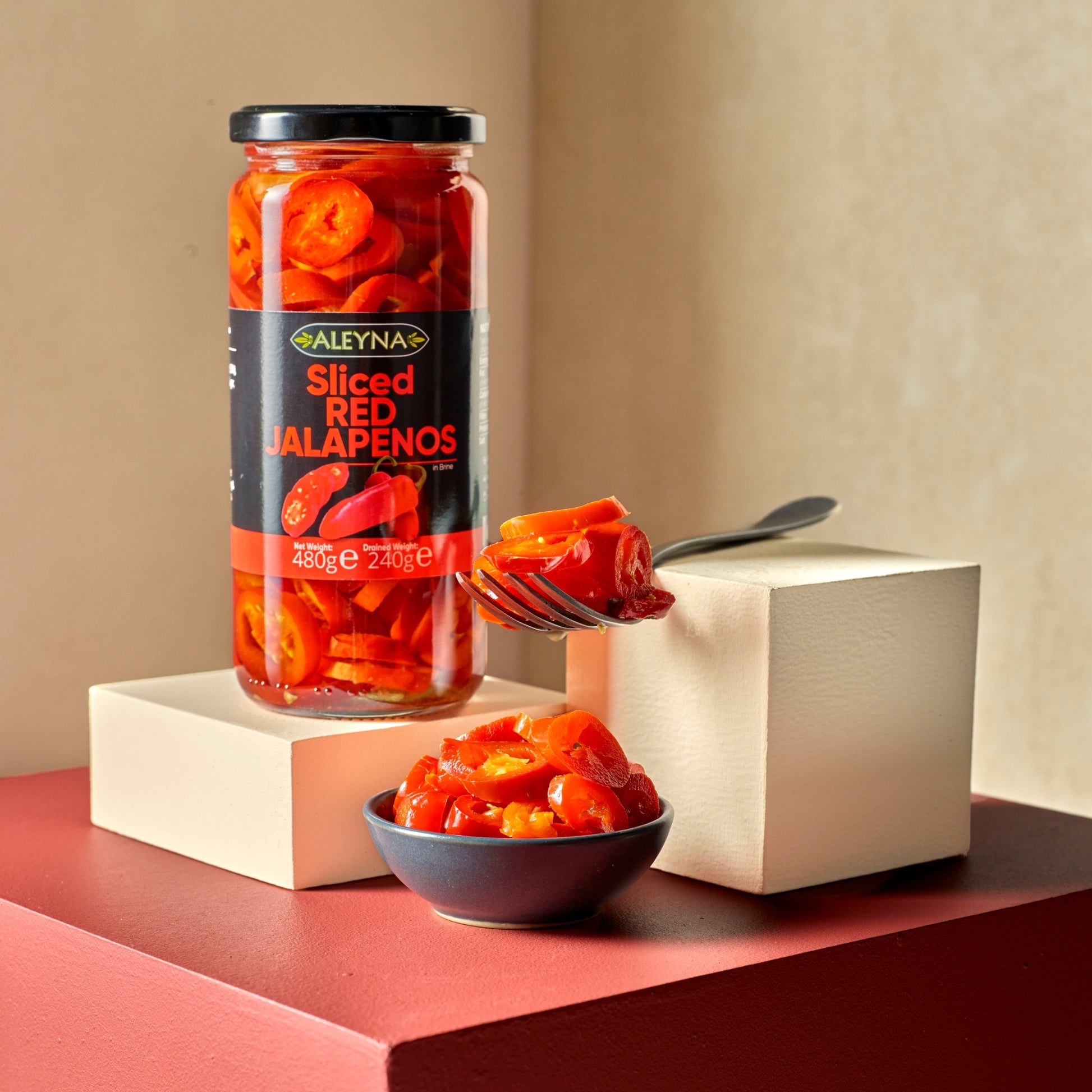 Aleyna Sliced Red Jalapeno Peppers 480G — image 2