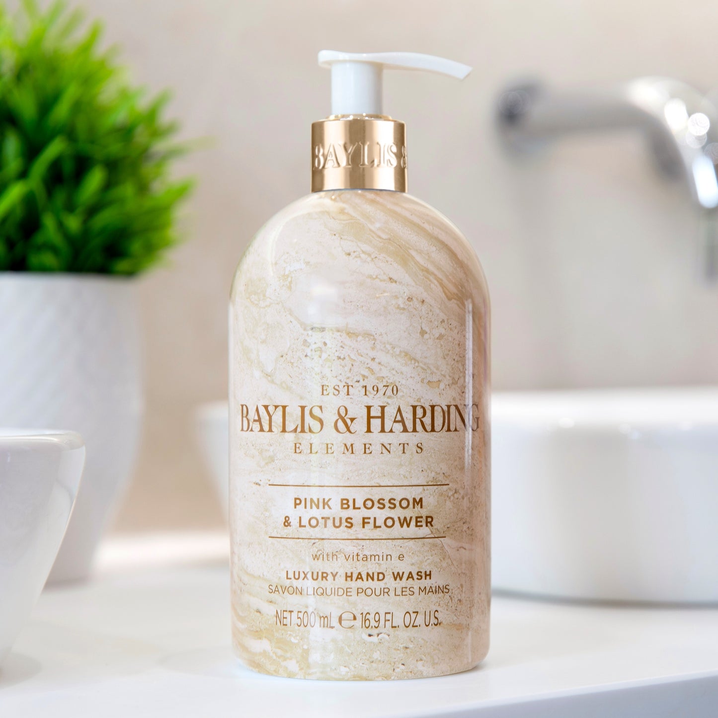 Baylis & Harding Pink Blossom & Lotus Flower Hand Wash 500Ml — image 3