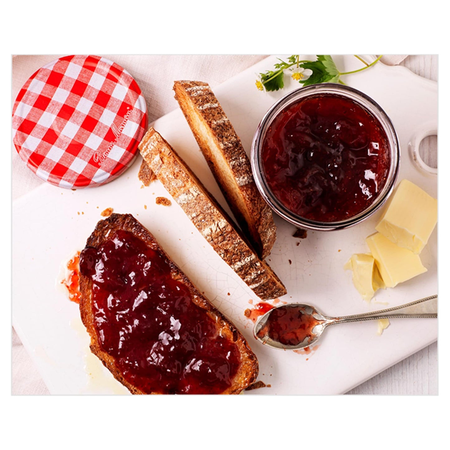 Bonne Maman Strawberry and Wild Strawberry Conserve 370g — image 2