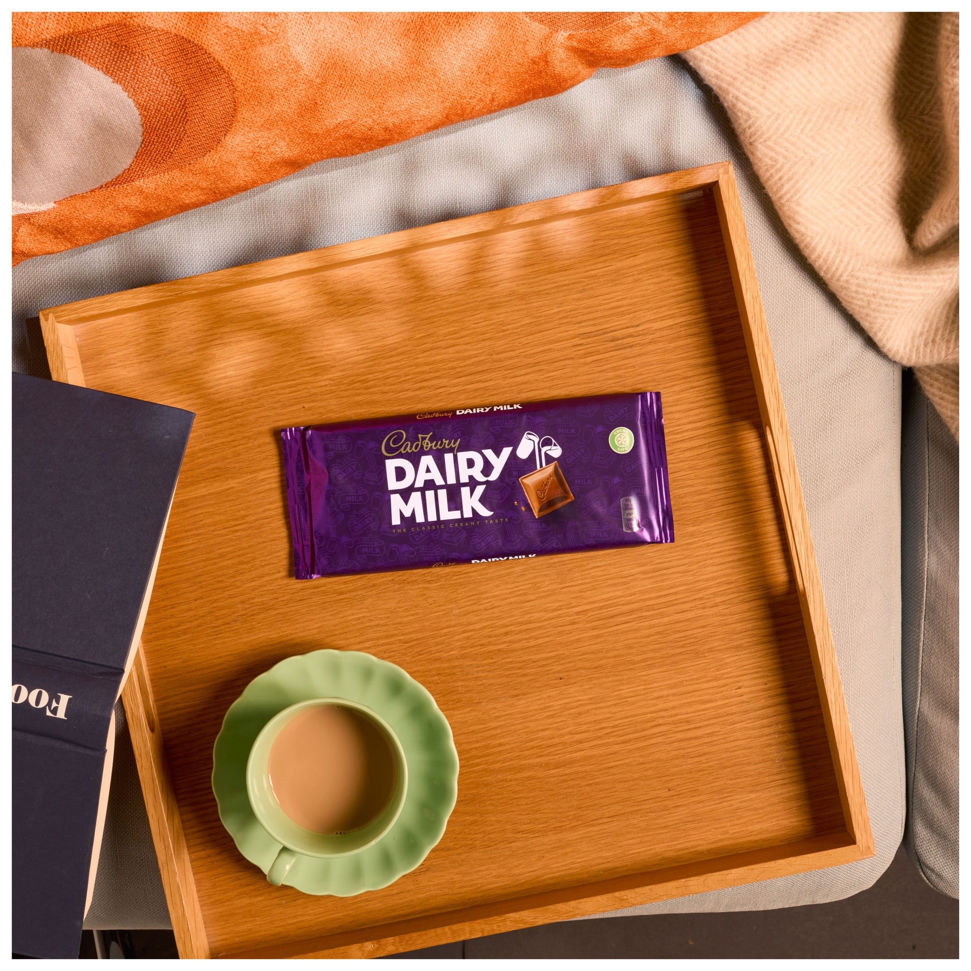 Cadbury Dairy Milk Chocolate Bar 180g — image 2