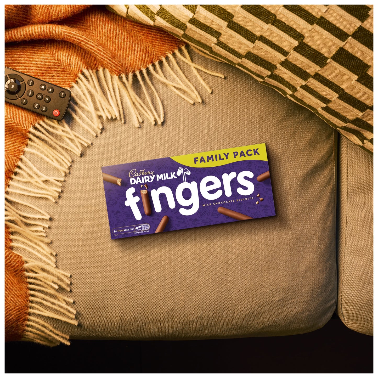 Cadbury Dairy Milk Chocolate Fingers Biscuits 189g — image 2