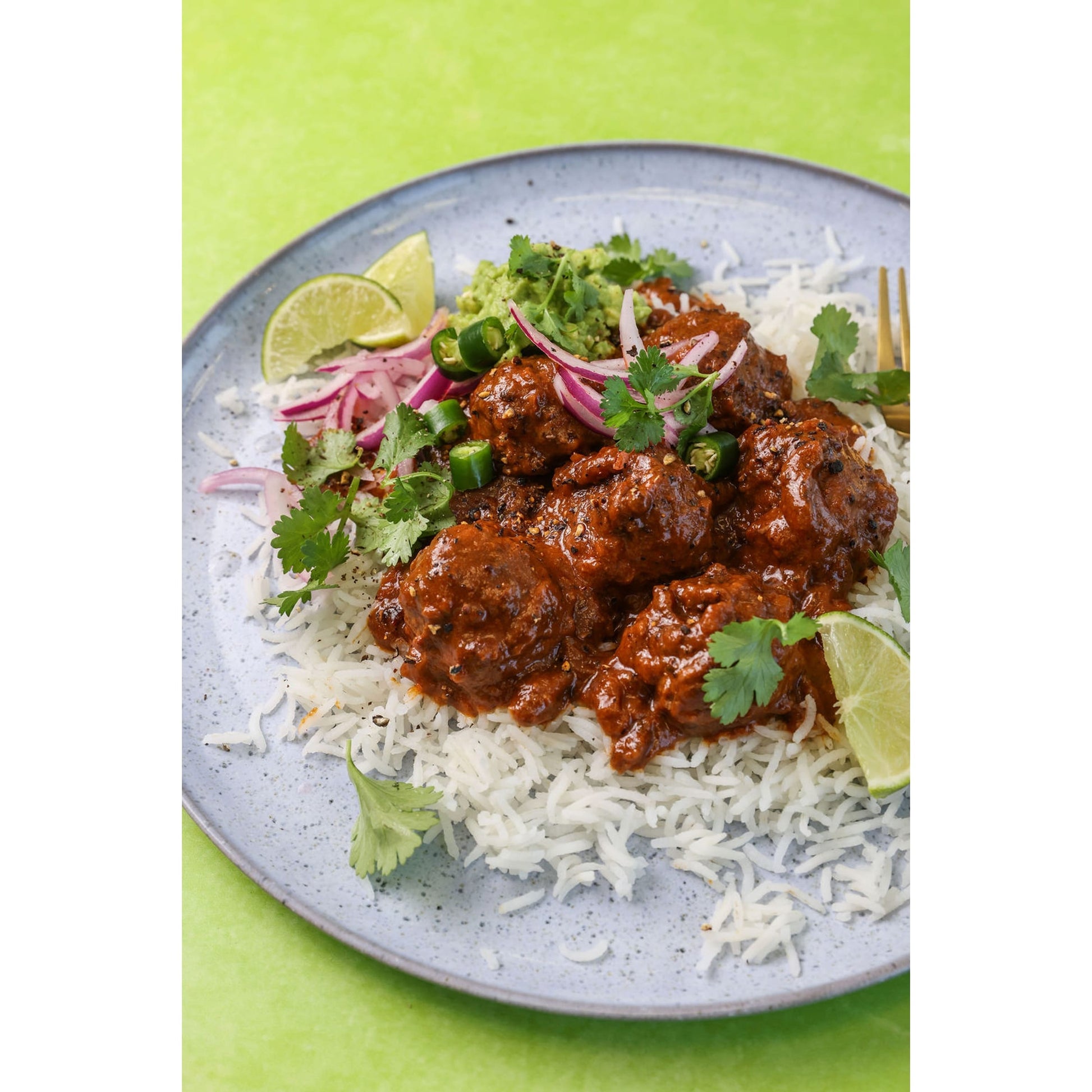 Capsicana Mexican Tomato & Chipotle Meatballs Cooking Sauce Kit 273g — image 2