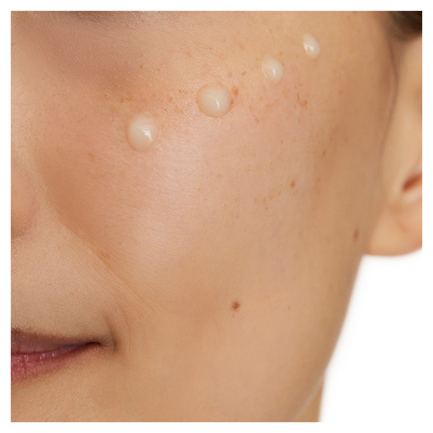 CeraVe Skin Renewing 10% Pure Vitamin C Serum with Ceramides 30ml — image 4
