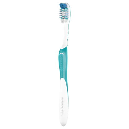 Colgate Advanced White Medium Toothbrush — image 2