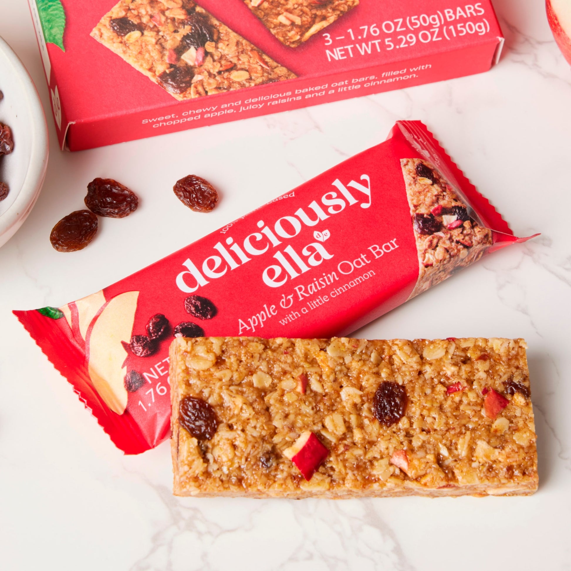 Deliciously Ella Oat Bars - Apple, Raisin & Cinnamon 3 Pack 50g — image 3