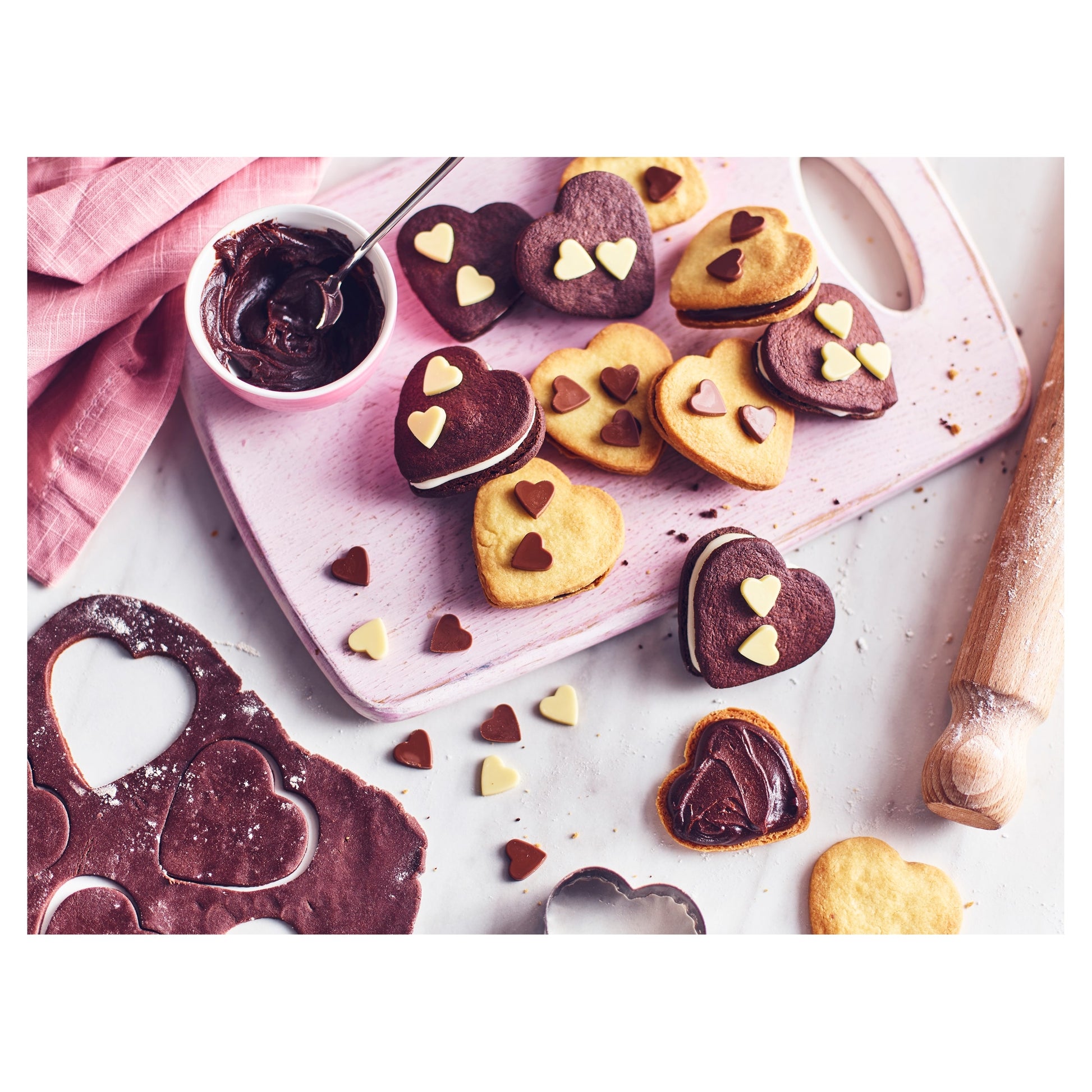 Dr. Oetker Chocolate Hearts 40G — image 2