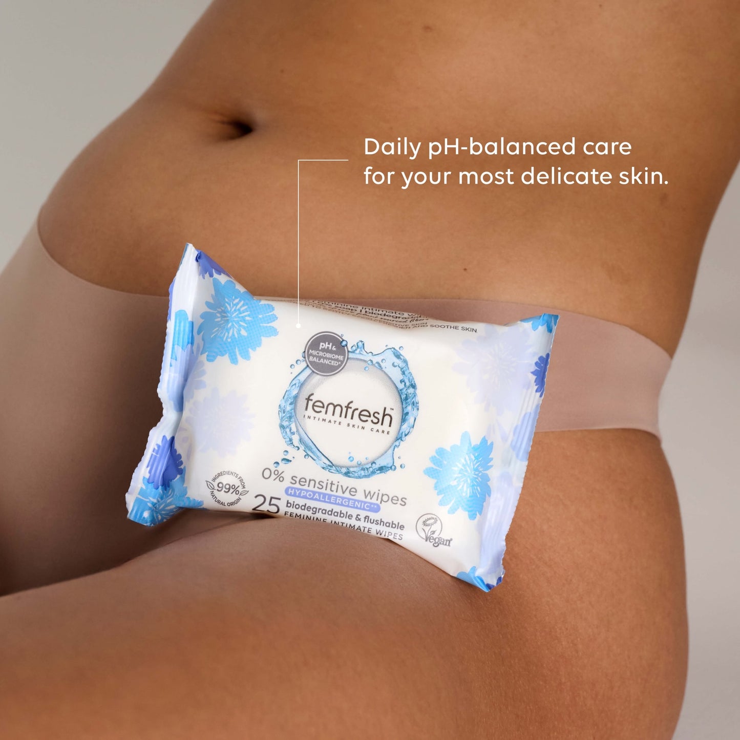 Femfresh 0% Sensitive Wipes 25 Pack — image 2