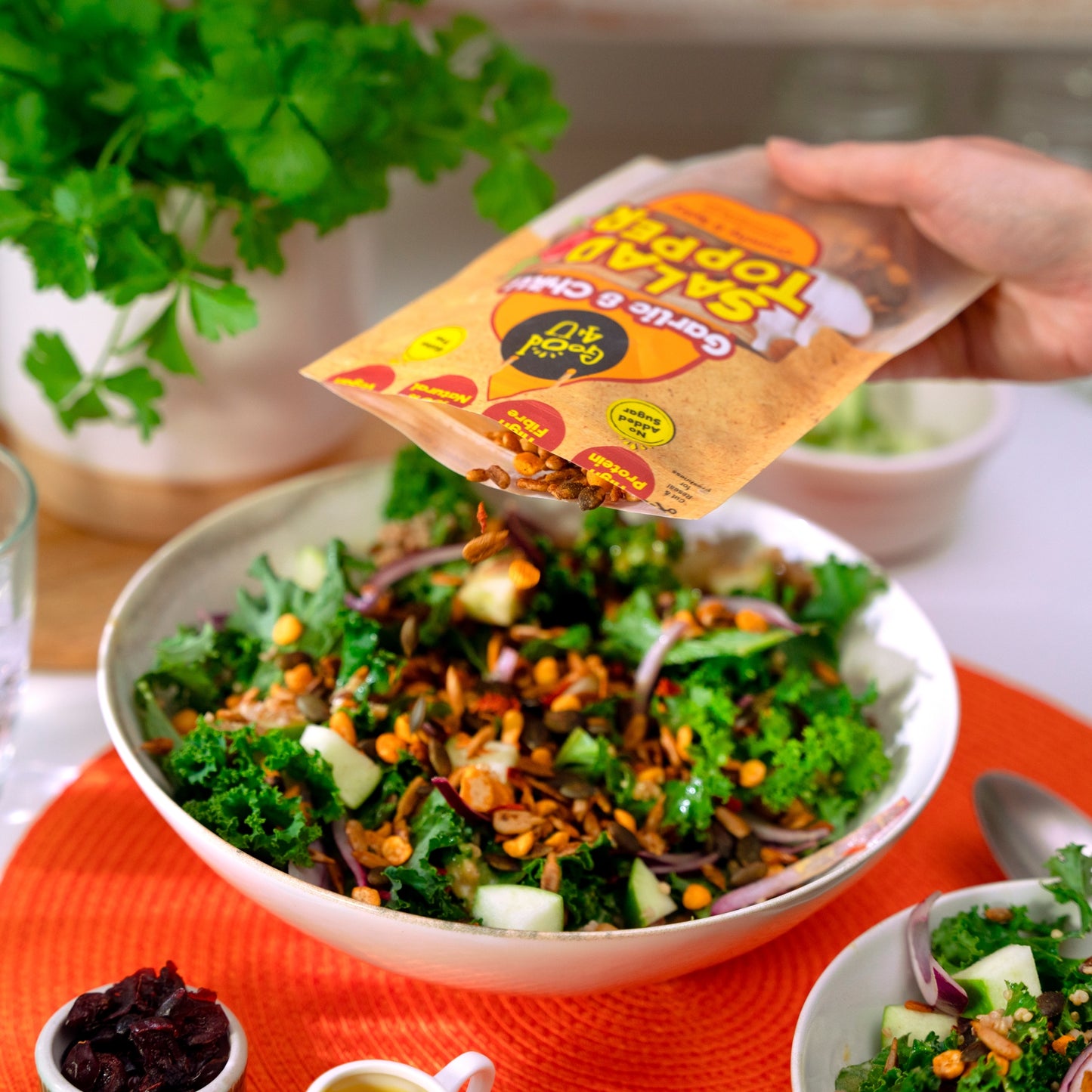 Good4U Garlic & Chilli Salad Topper 125g — image 3