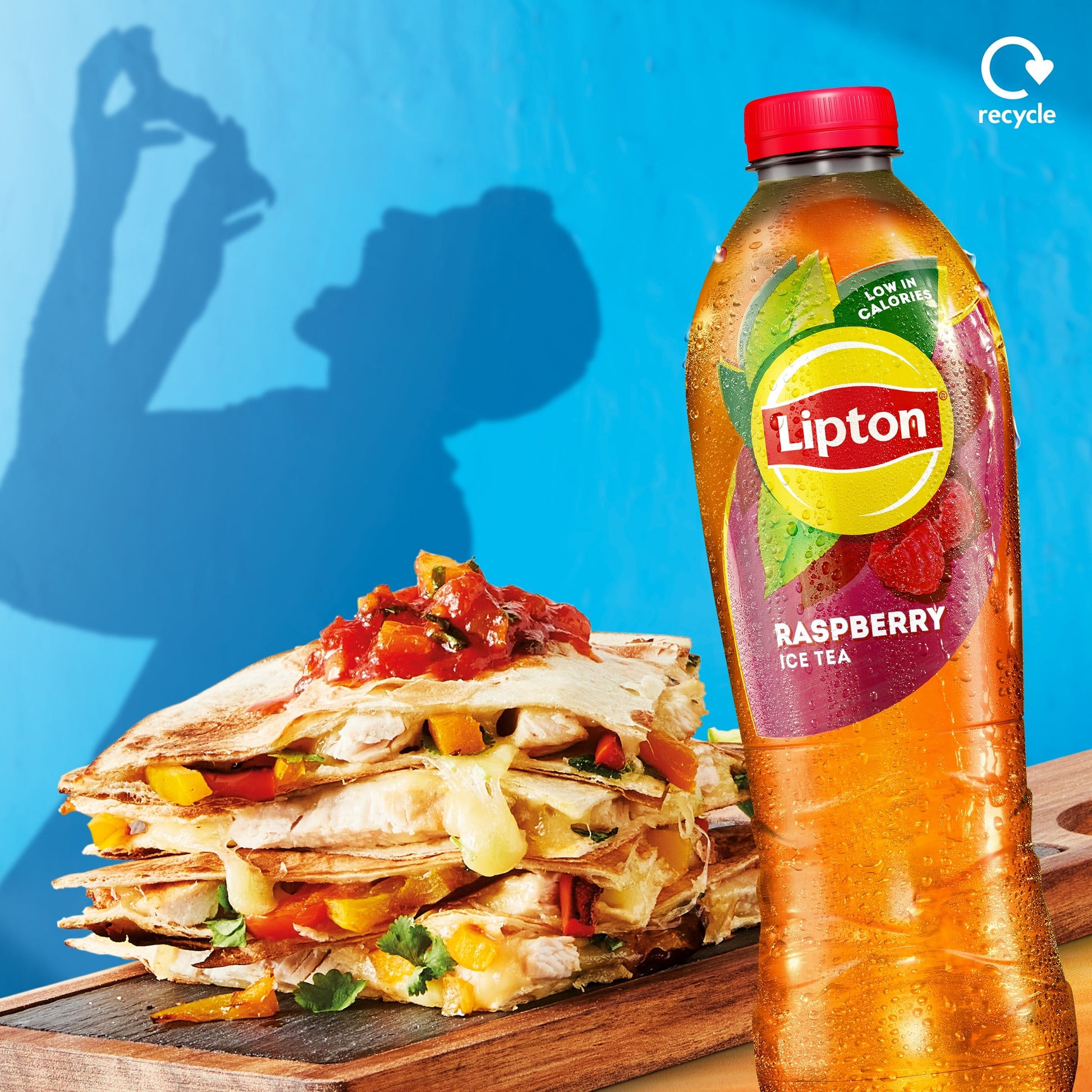 Lipton Ice Tea Raspberry 1.25L — image 2