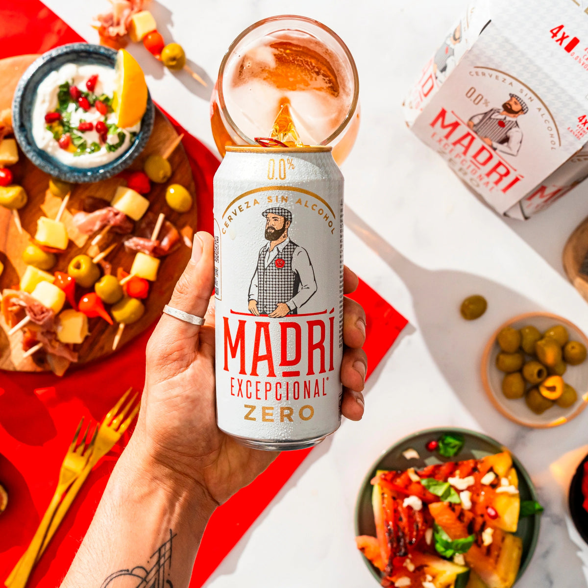 Madri Excepcional Zero Alcohol Free Beer 4x440ml — image 4
