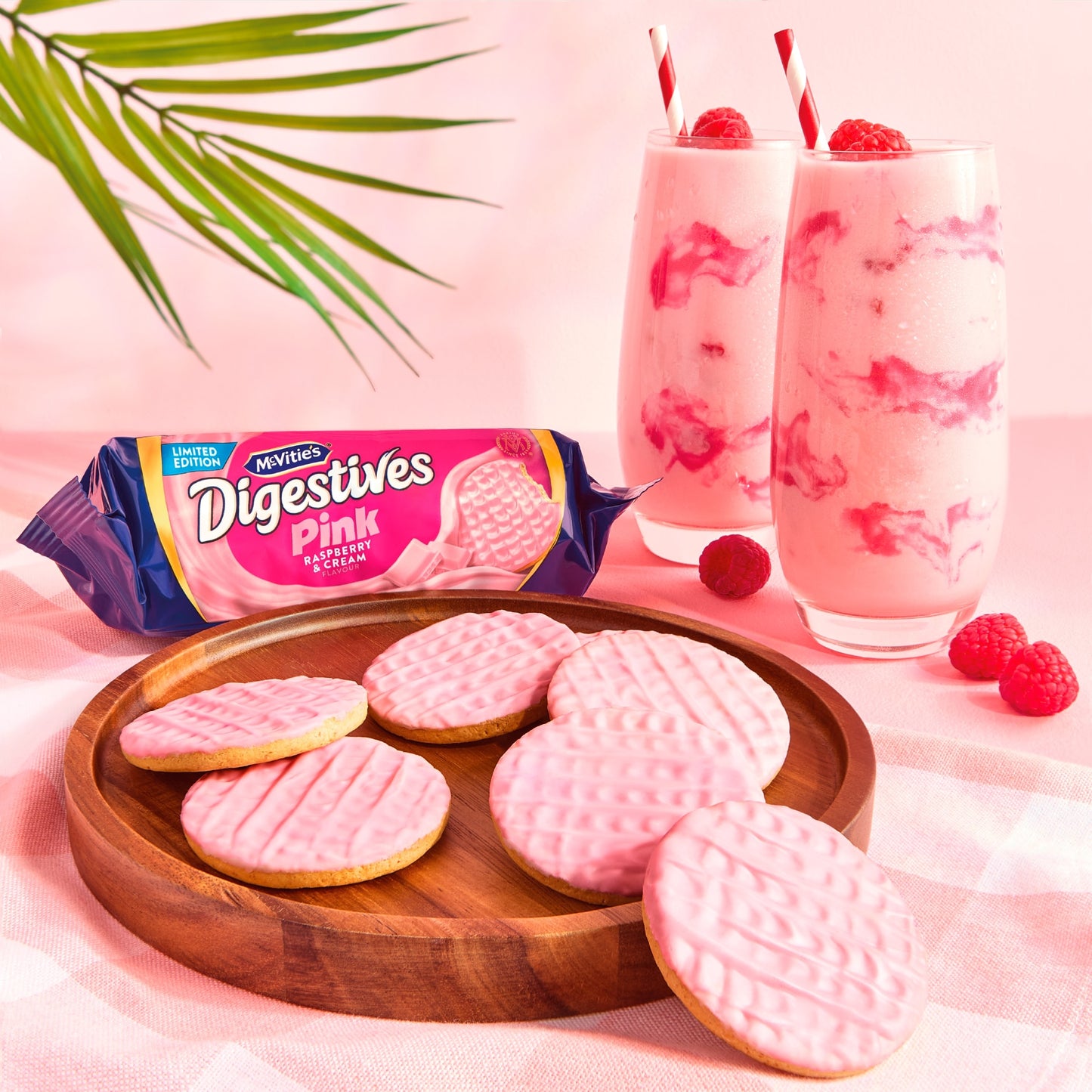 McVitie's Digestives Pink Raspberry & Cream 232g — image 2