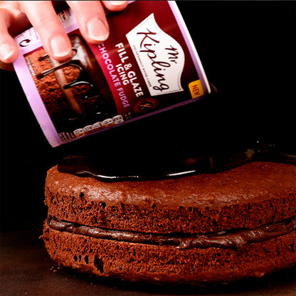 Mr Kipling Signature Baking Chocolate Fudge Fill & Glaze Cake Icing 400g — image 2