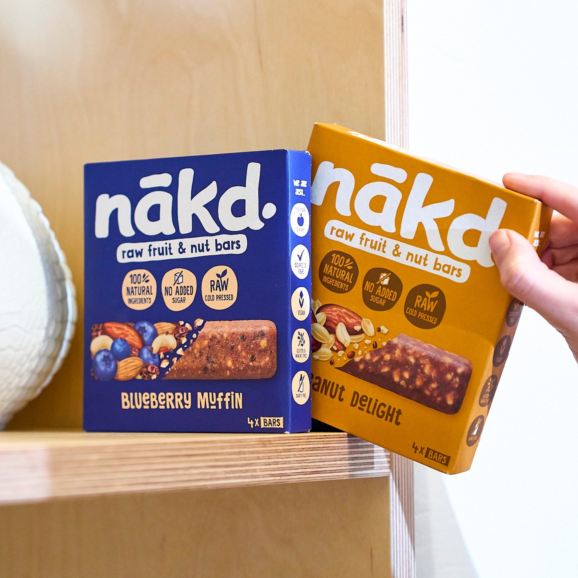 Nakd Peanut Delight Raw Fruit & Nut Bar 4x35g — image 4