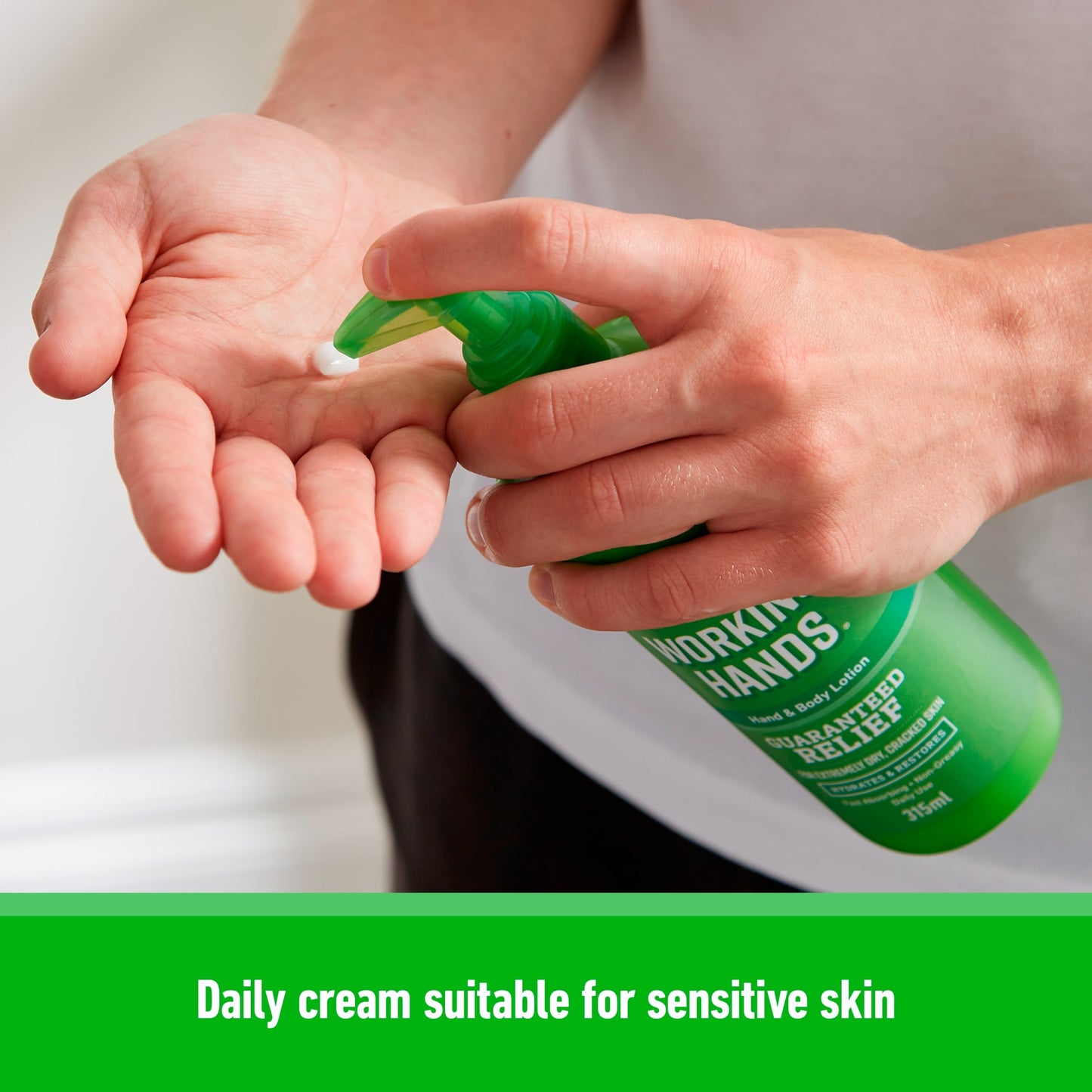 O'Keeffe's Working Hands Hand and Body Lotion 315ml — image 4
