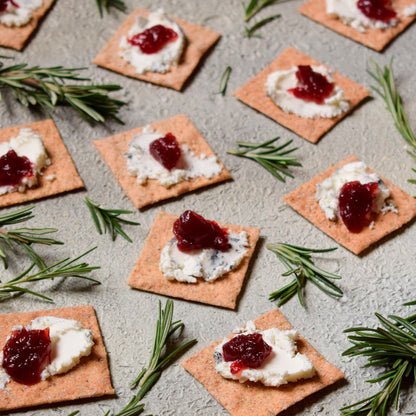 Peter's Yard Rosemary & Sea Salt Sourdough Crackers 90g — image 4