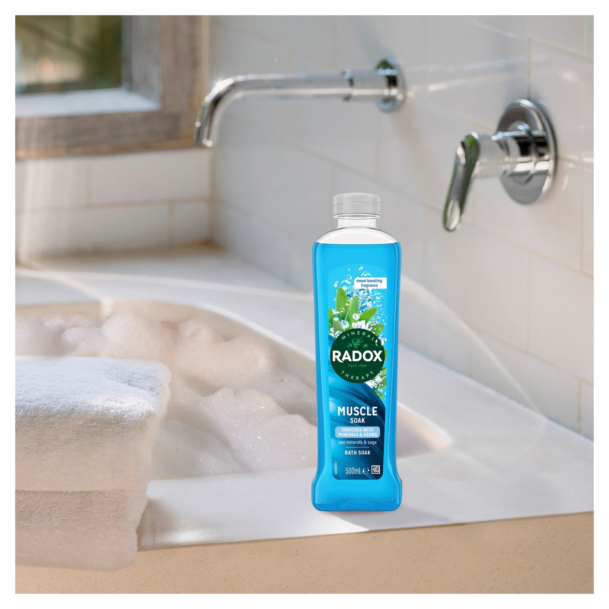 Radox Muscle Soak Bath Soak Bubble Bath 500ml — image 4