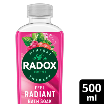 Radox Strawberry Feel Radiant Bath Soak Bubble Bath 500ml — image 1