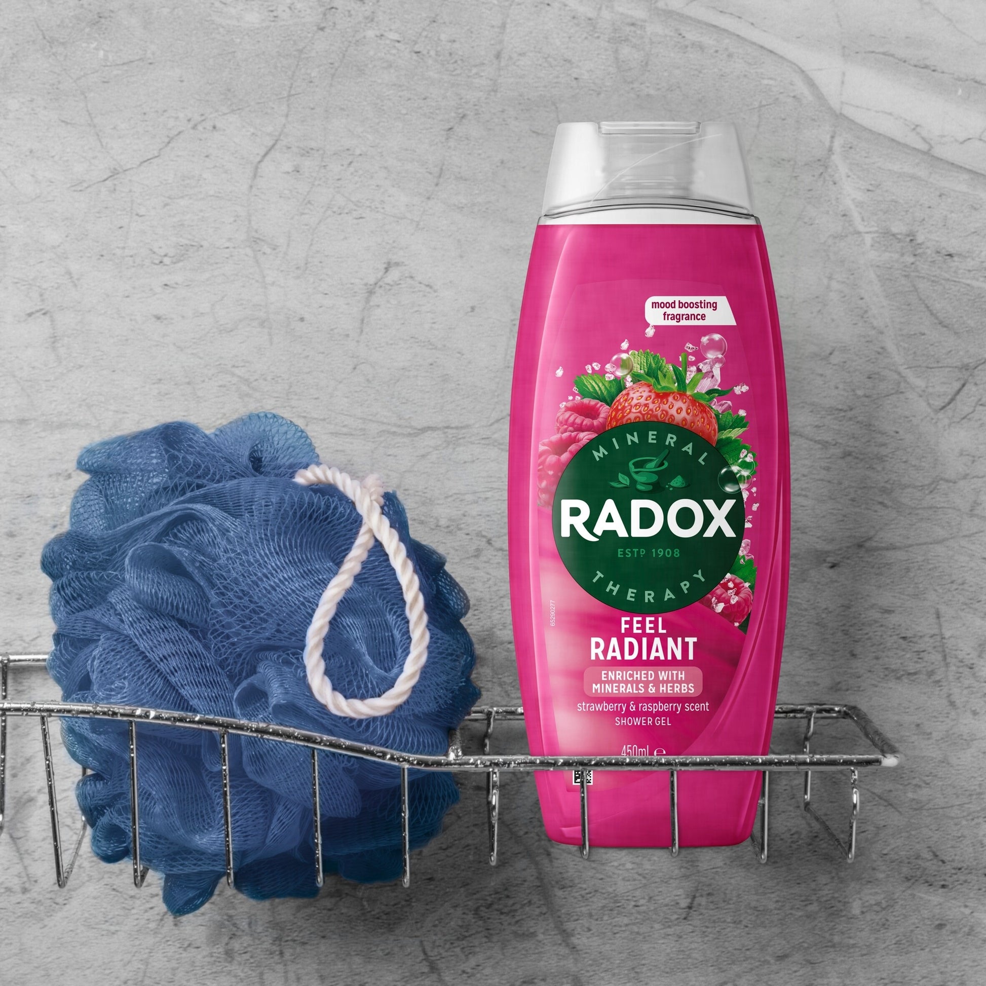 Radox Strawberry Feel Radiant Shower Gel Body Wash 450ml — image 3