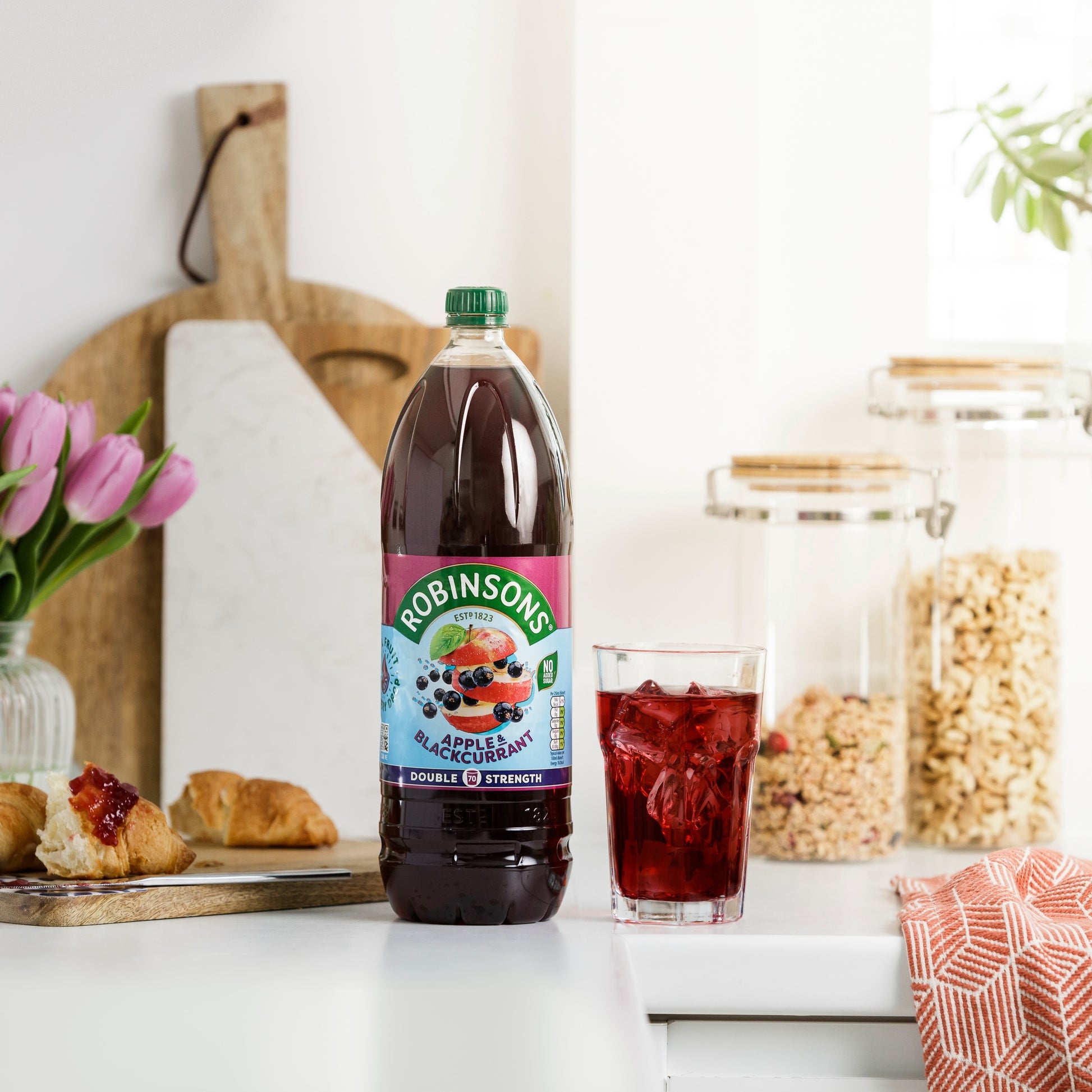 Robinsons Double Strength Apple & Blackcurrant Squash 1.75L — image 2