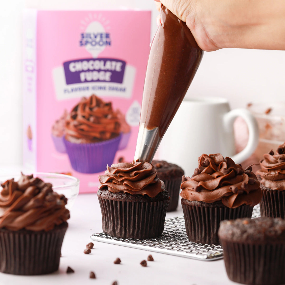 Silver Spoon Chocolate Fudge Flavour Icing Sugar 200g — image 5