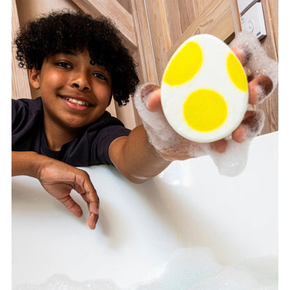 Super Mario yoshi egg bath bomb 150g — image 2