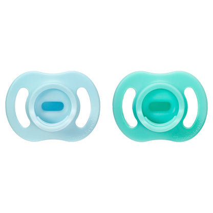 Tommee Tippee Ultra Light Stay Put Soothers x2 0-6 Months — image 1